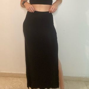 Side slit maxi skirt